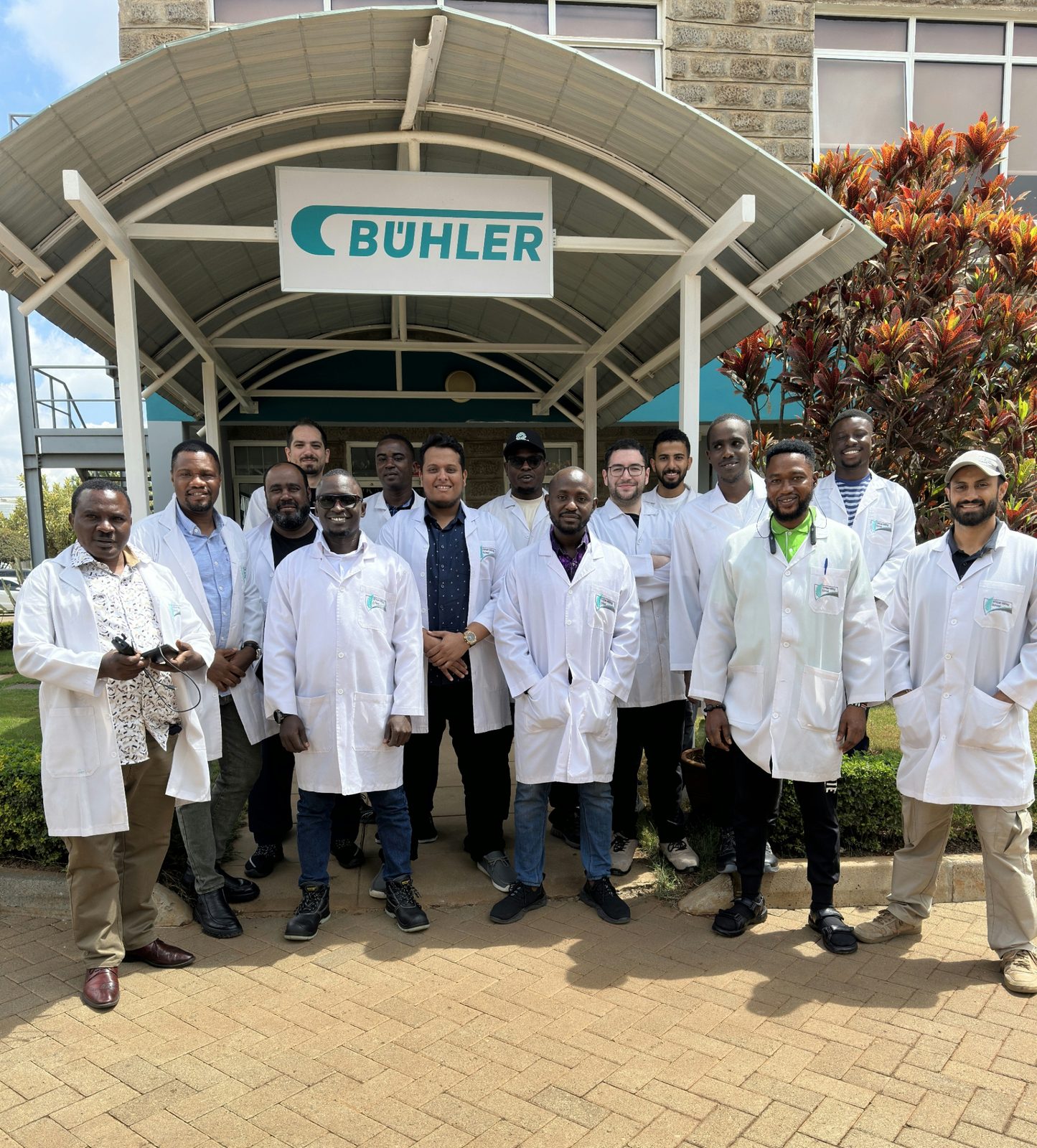 YNNIA team during Bühler training